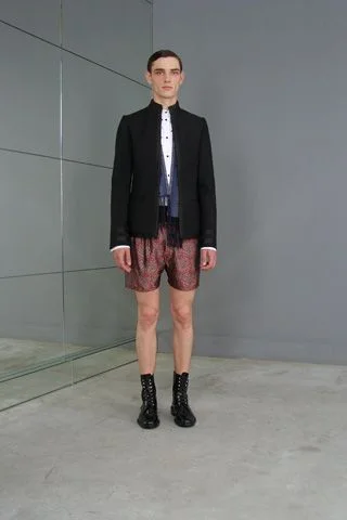 Look 16